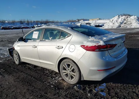 2018 Hyundai Elantra Value Edition z USA, uszkodzony, nr VIN KMHD84LF7JU566938